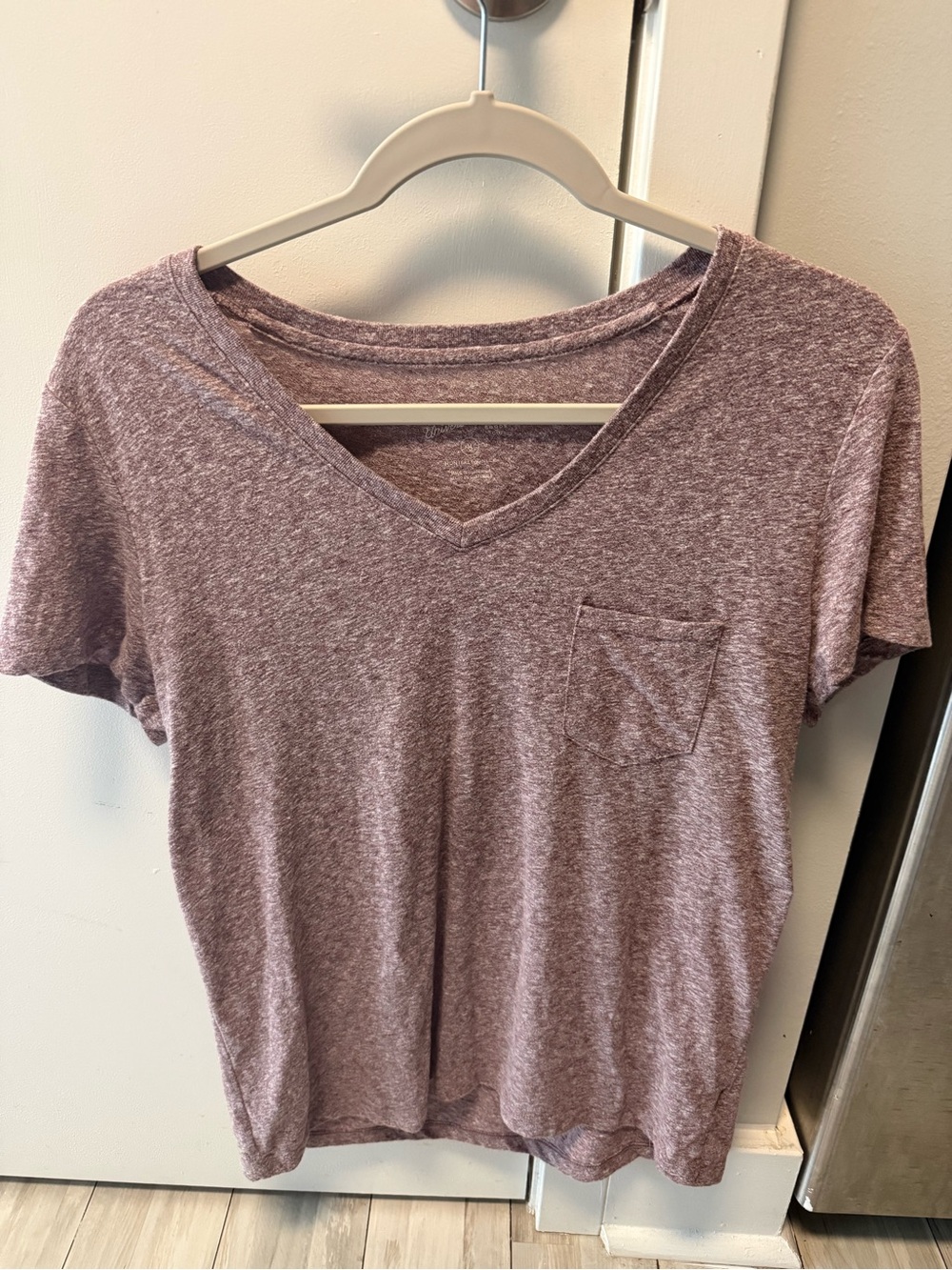 Universal Thread Women's V-Neck Pocket Tee - Mauve Heather
